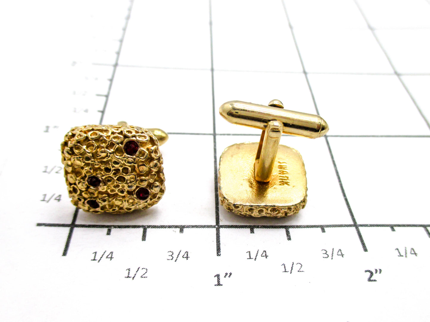 Mid Century Elegance - Gold Tone Nugget Cufflinks