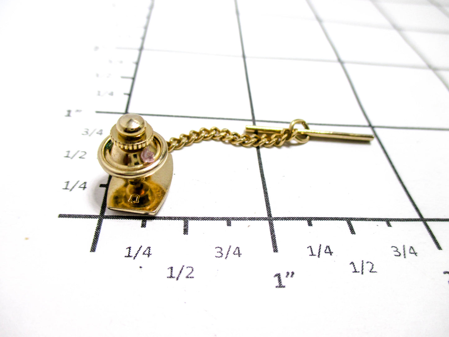 Letter Jewelry - Lapel Pin for Robert Ron Randy or Rick
