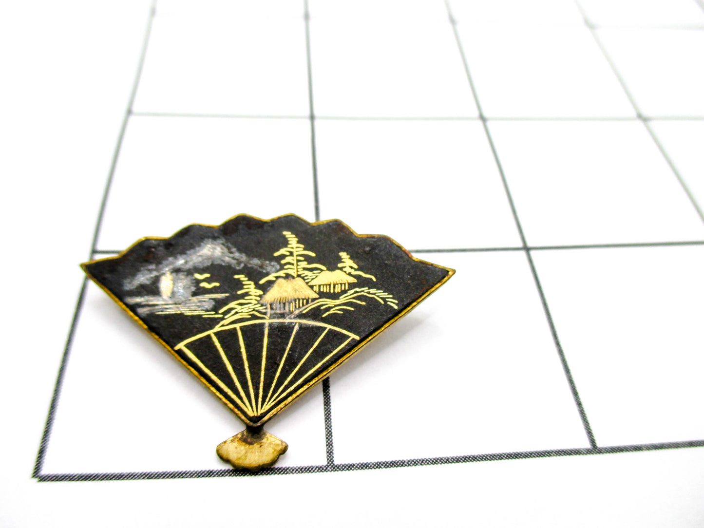 Damascene Fan Brooch - Vintage Japan Tourist Jewelry