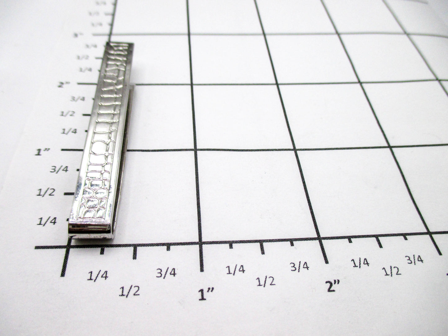 Alligator Pattern Tie Bar - Vintage Crocodile Scale Jewelry