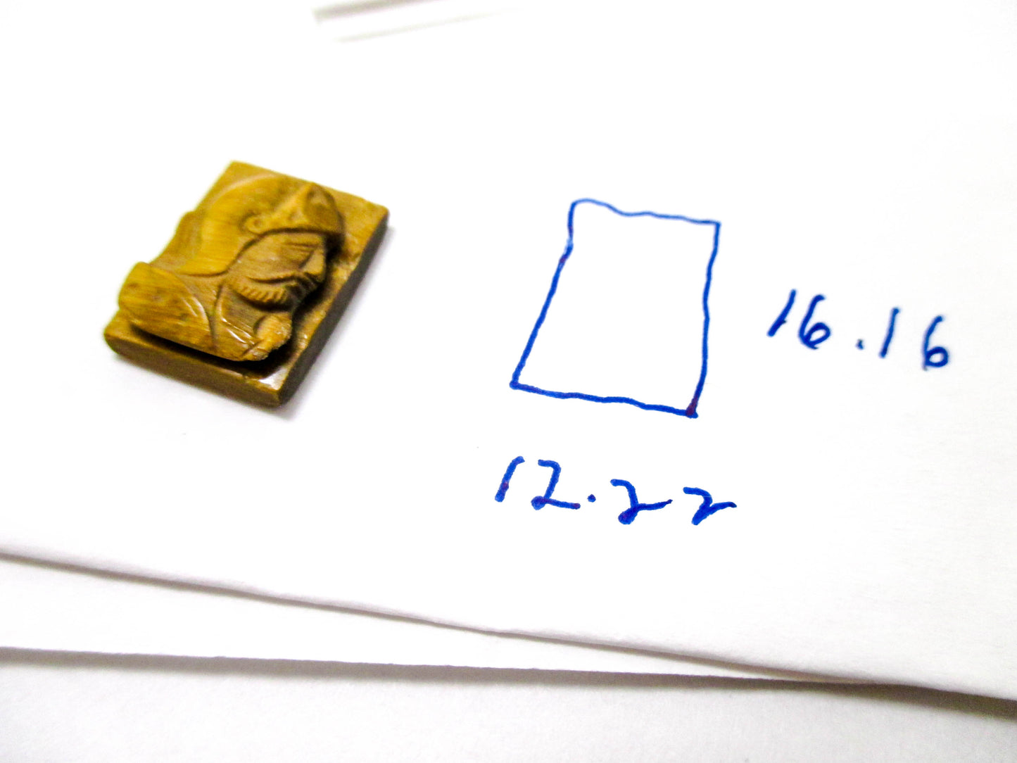 Loose Cameos Tiger’s Eye Damaged and Chipped Lot of 2