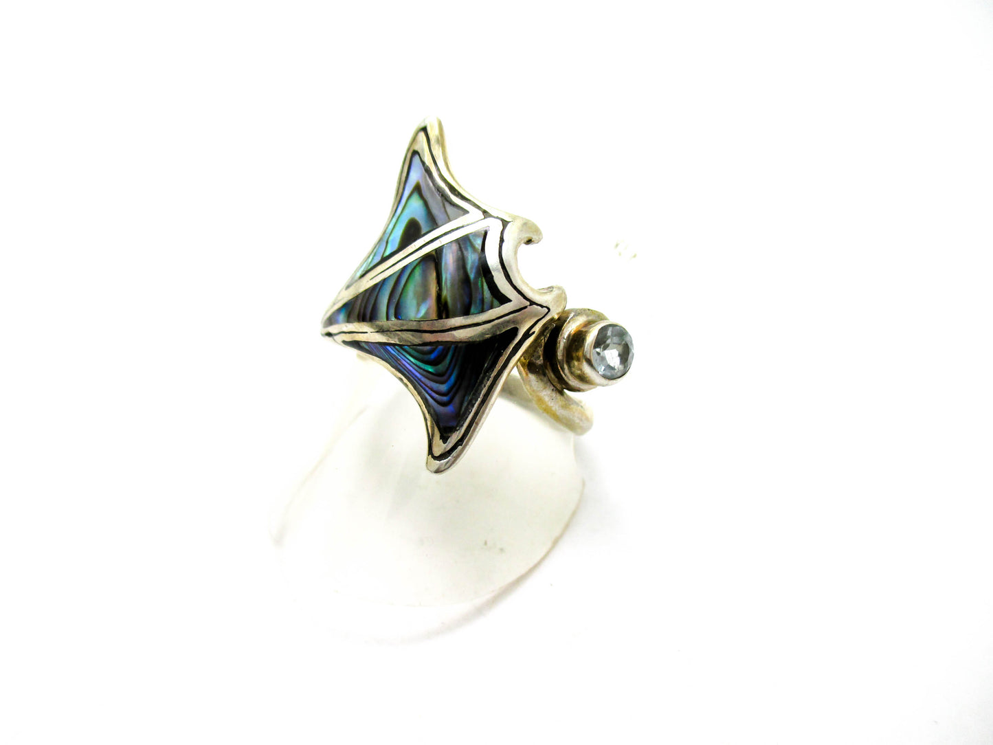 Manta Ray Sterling Silver - Rainbow Abalone Ring Size 9
