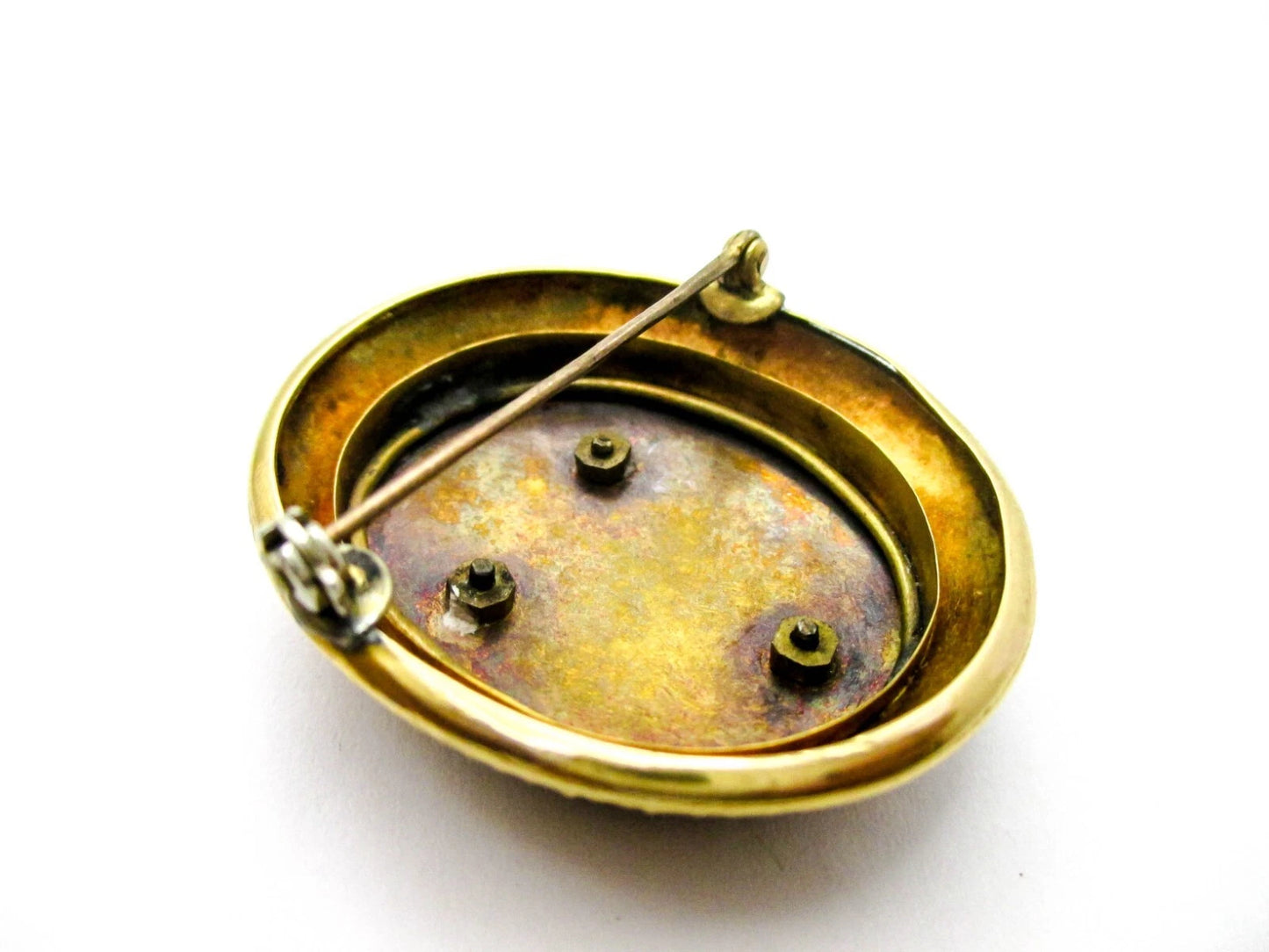 Etruscan Revival Laurel Leaf Trophy Brooch