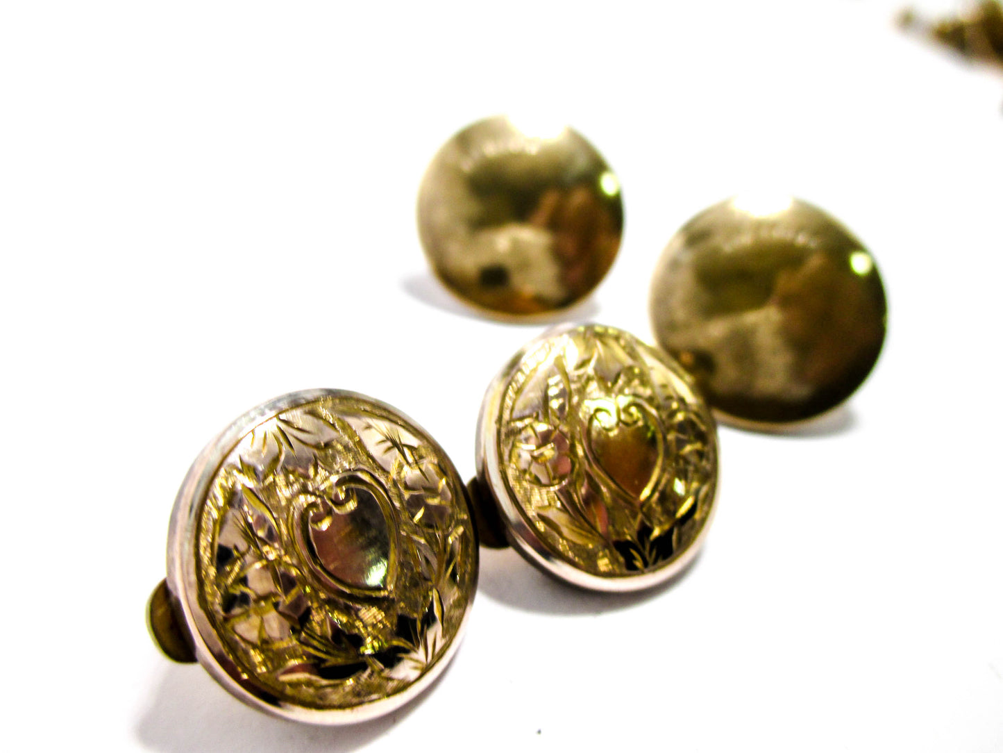 Bachelor Buttons - Side Locking Victorian Buttons