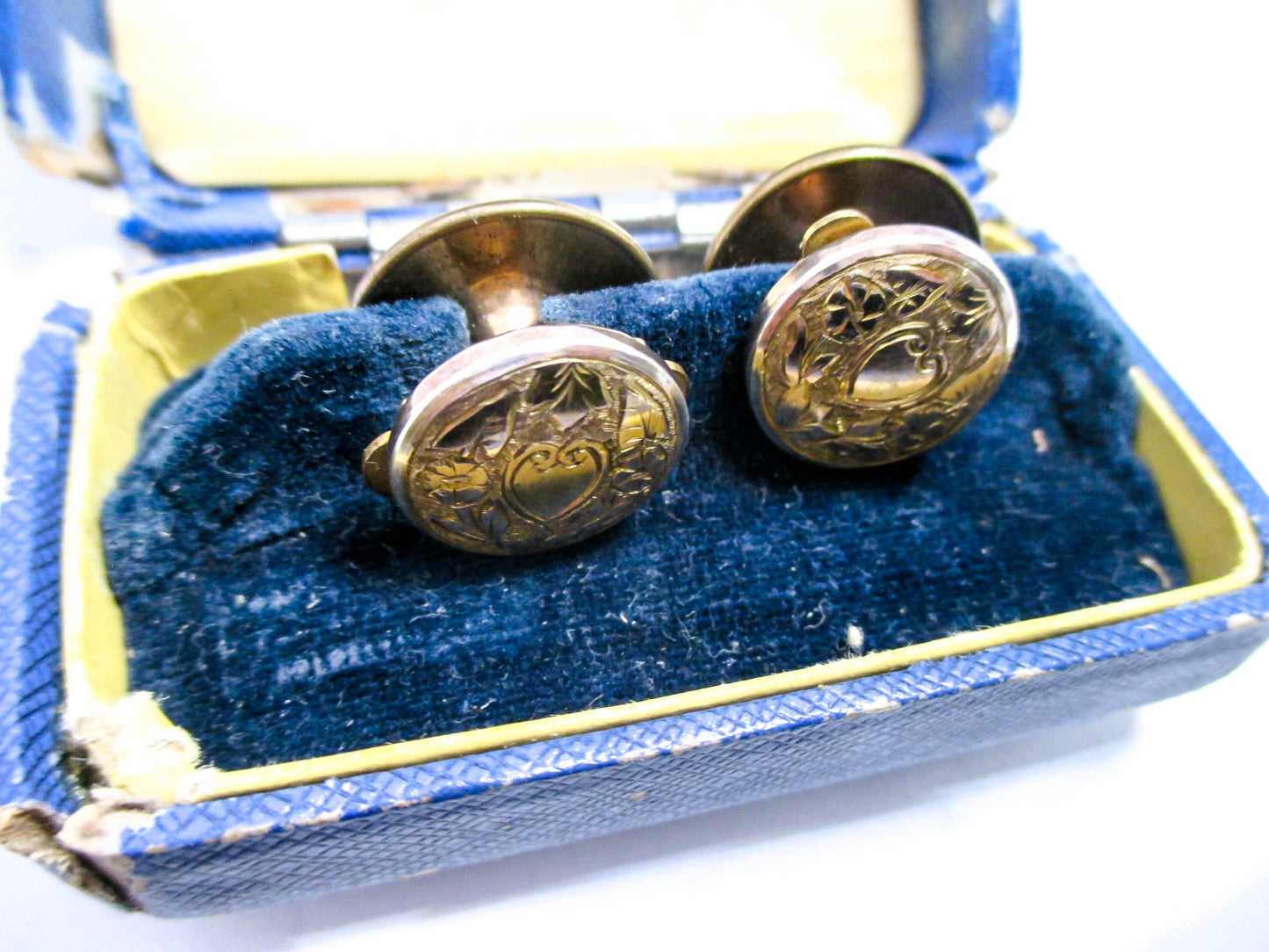 Bachelor Buttons - Side Locking Victorian Buttons
