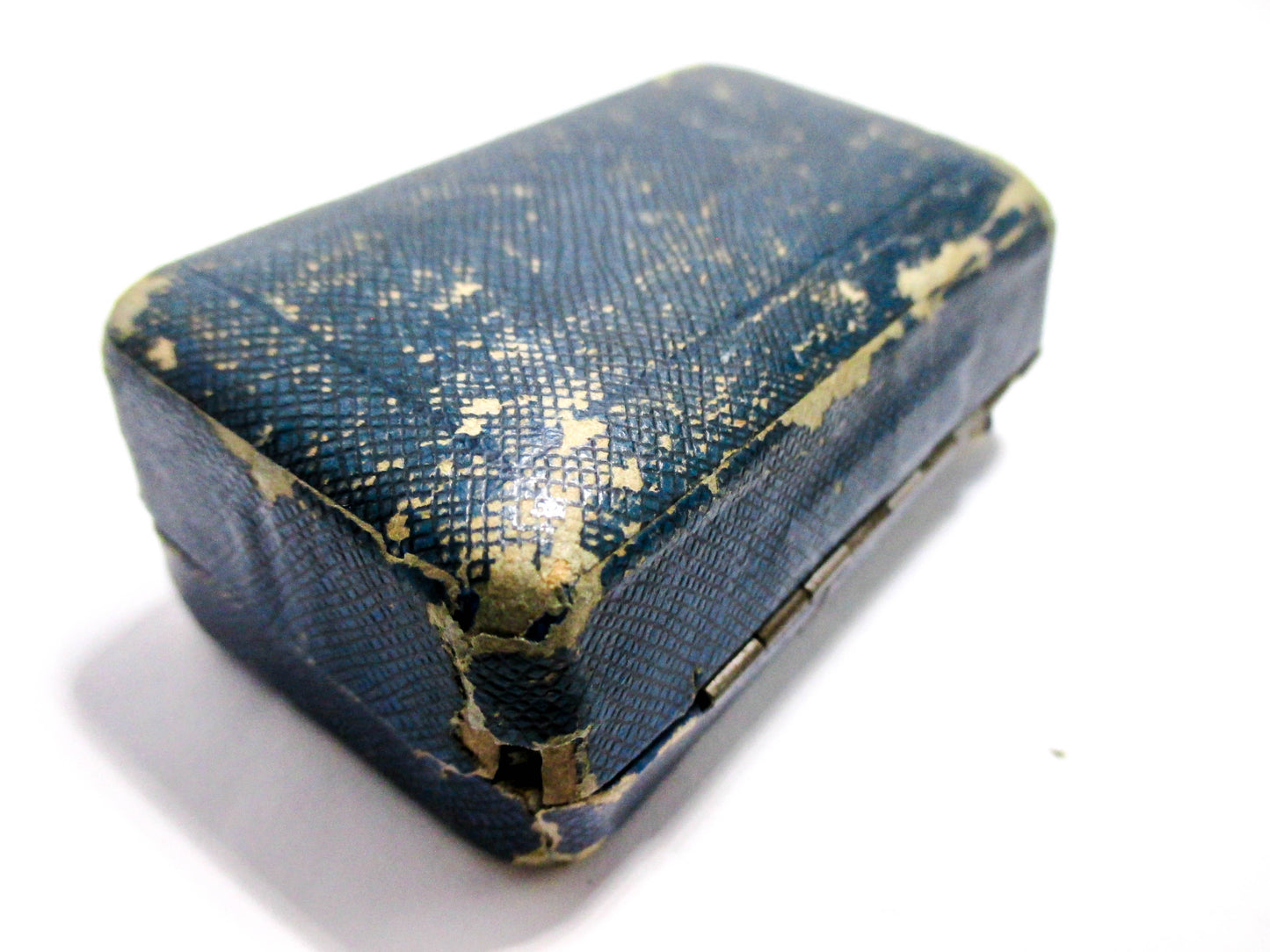 Bachelor Buttons - Side Locking Victorian Buttons