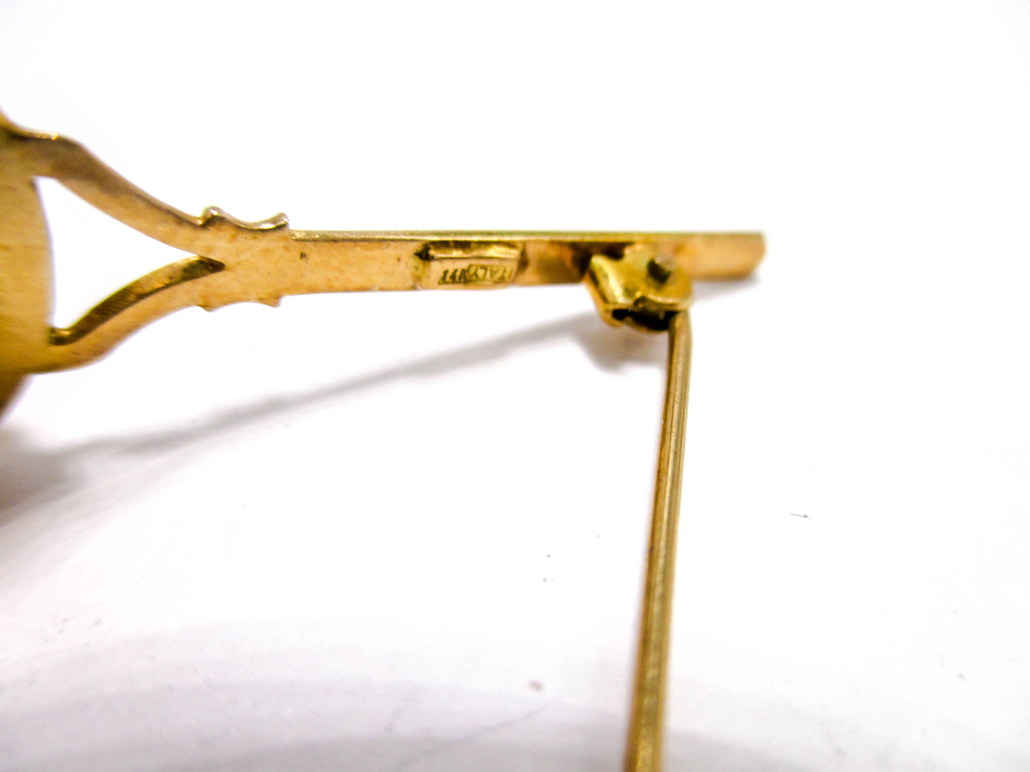 14K Cameo Bar Brooch Pin