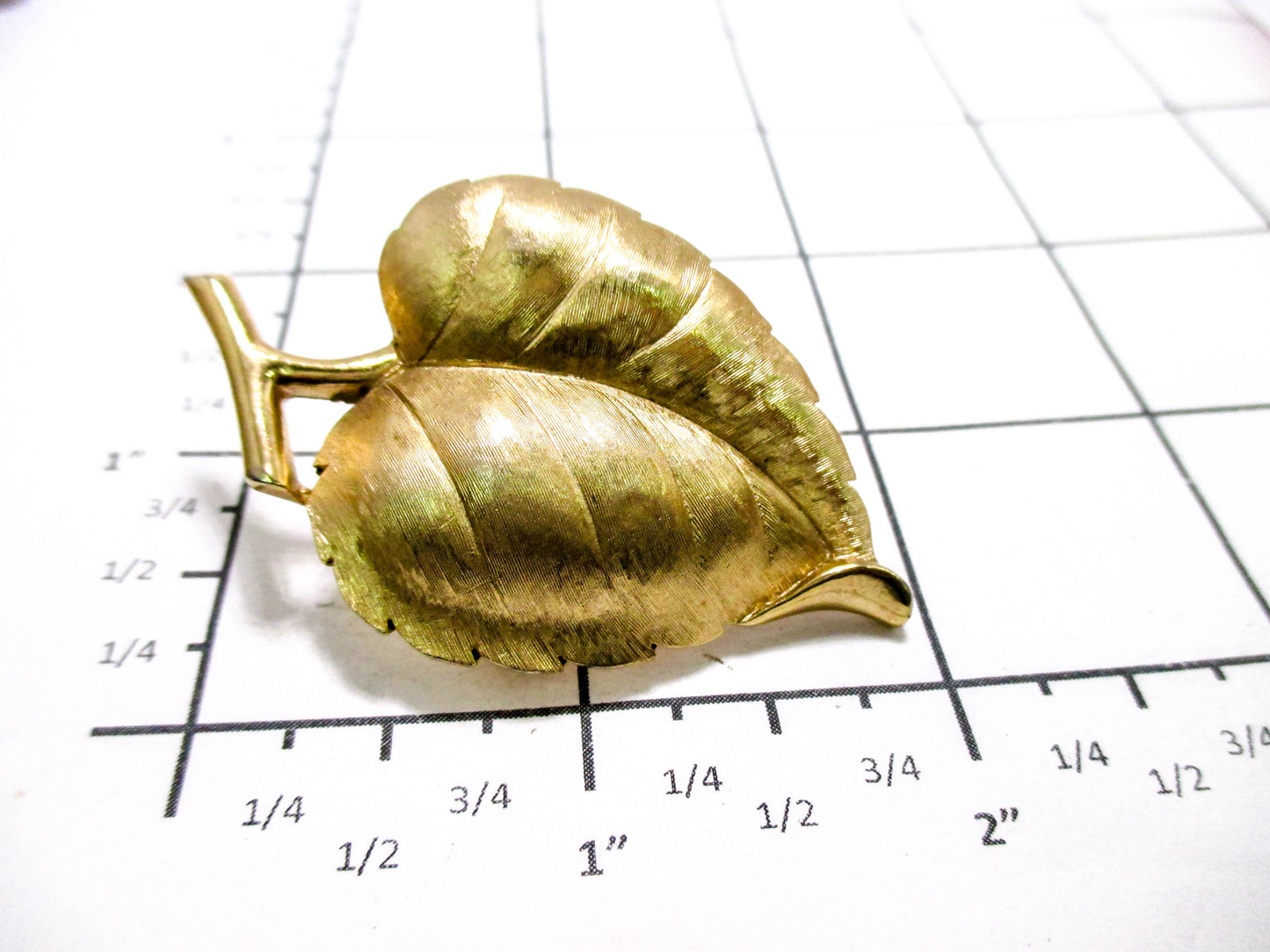 Vintage Gold Tone Leaf Pin Brooch - Large 2 inches