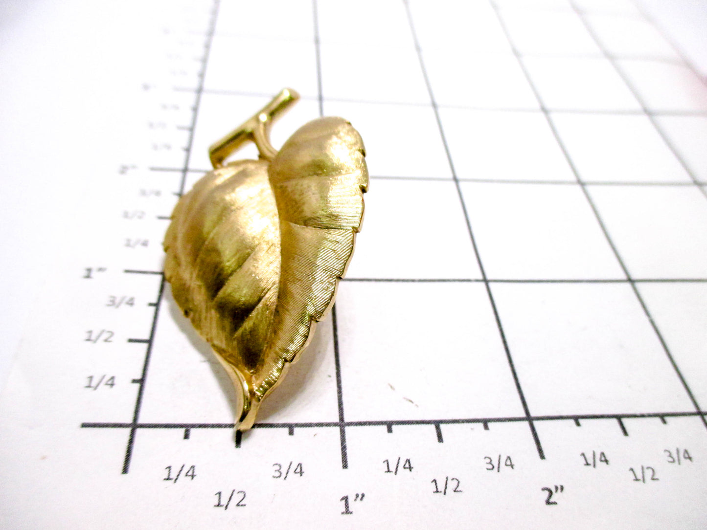 Vintage Gold Tone Leaf Pin Brooch - Large 2 inches