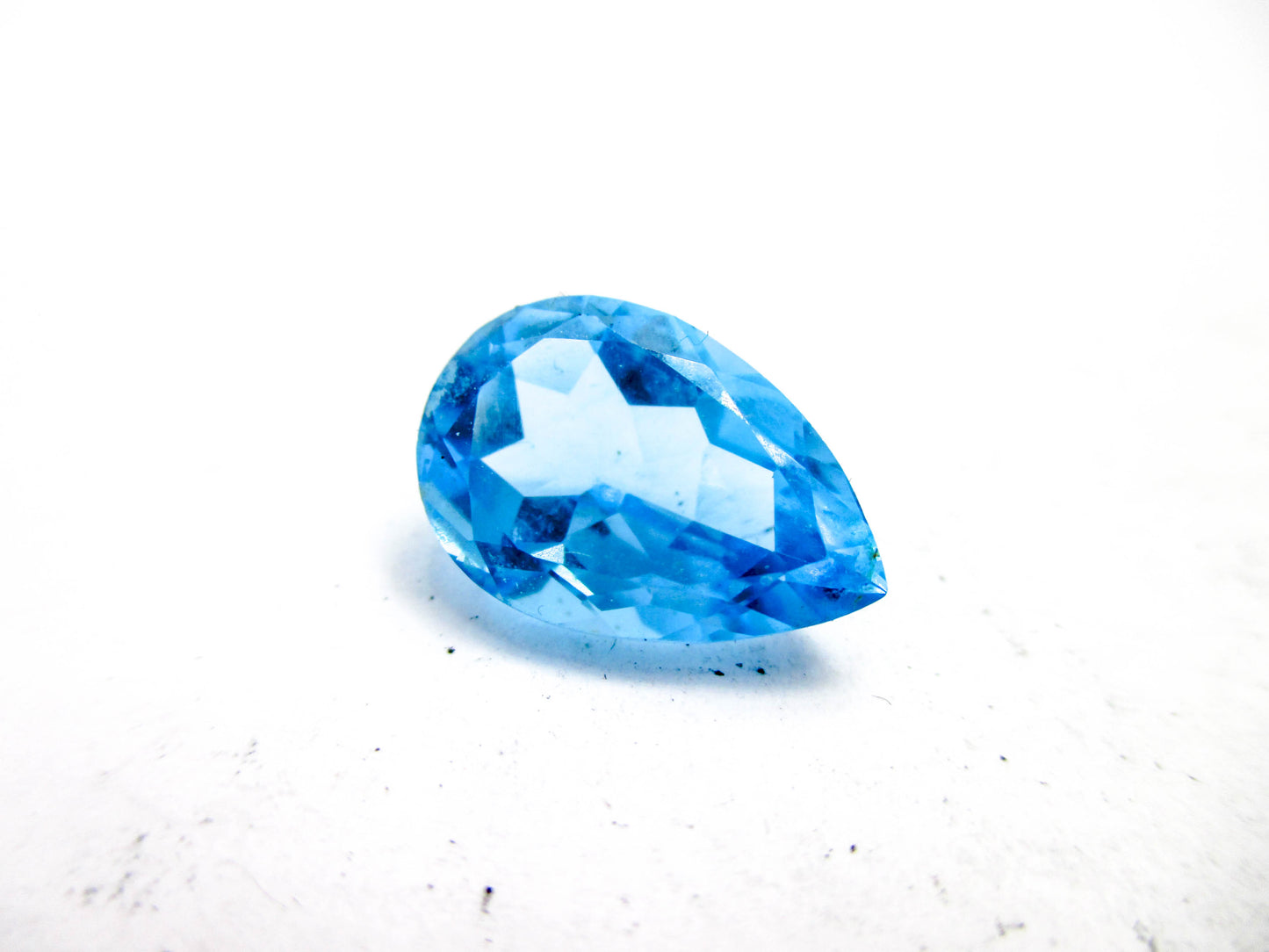Loose Gemstone - Topaz on the Presidium II Gems Tester