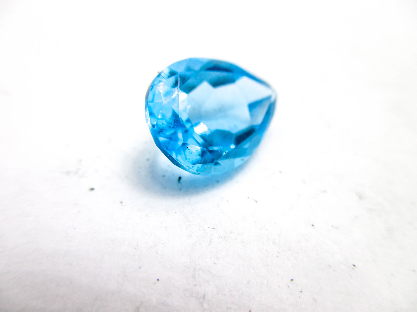 Loose Gemstone - Topaz on the Presidium II Gems Tester