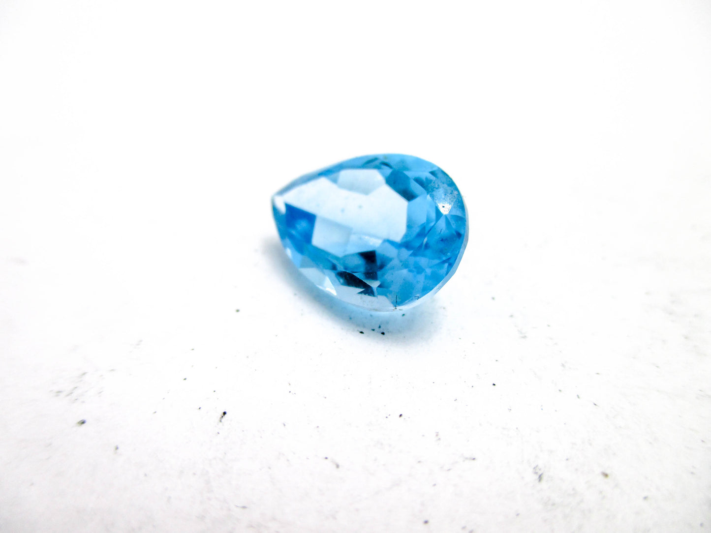 Loose Gemstone - Topaz on the Presidium II Gems Tester