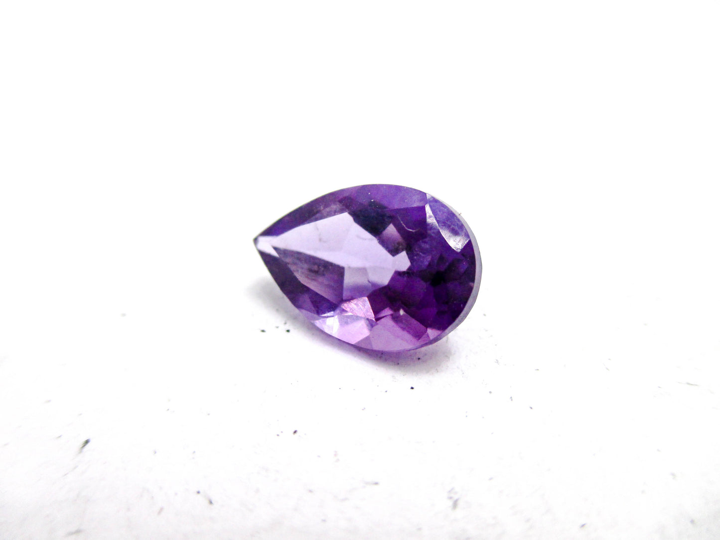Loose Gemstone - Amethyst on the Presidium II Gems Tester