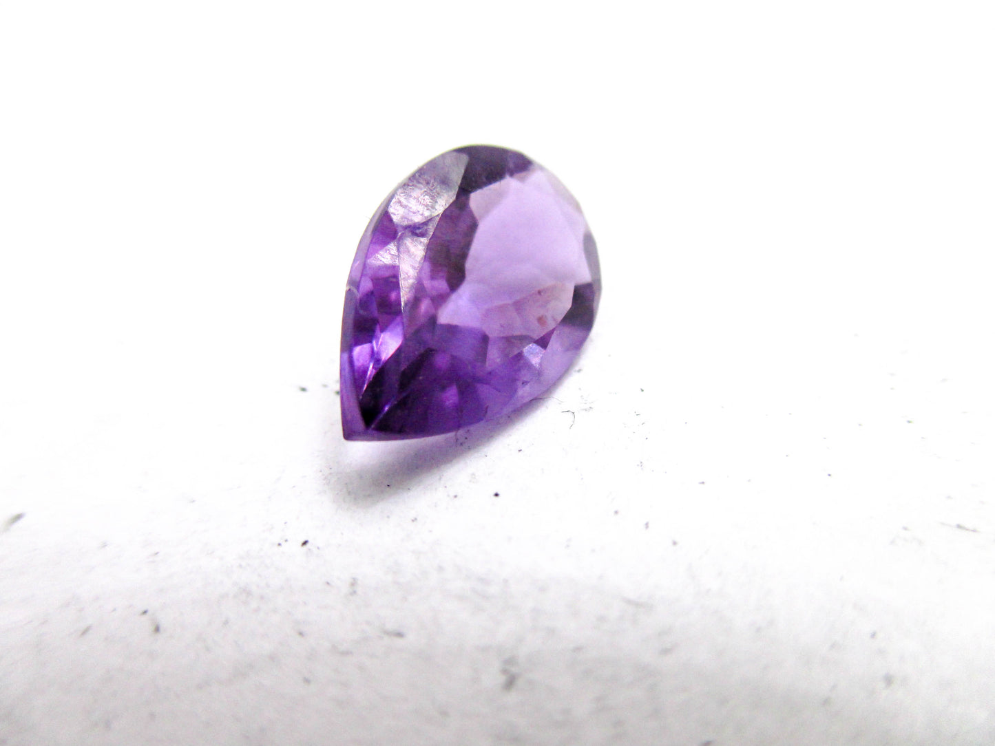 Loose Gemstone - Amethyst on the Presidium II Gems Tester