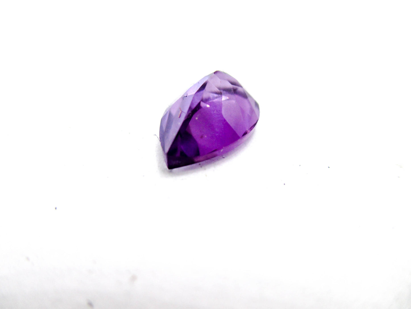 Loose Gemstone - Amethyst on the Presidium II Gems Tester