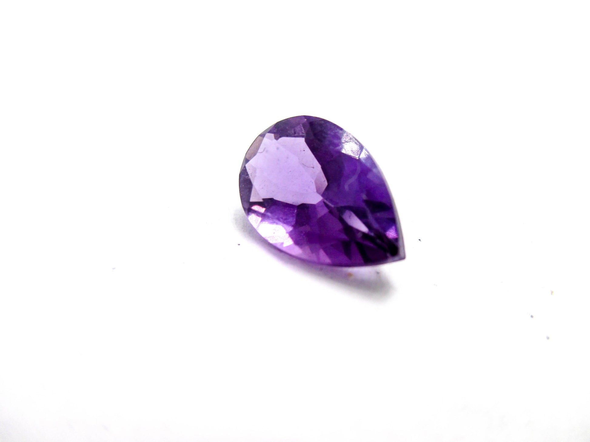 Loose Gemstone - Amethyst on the Presidium II Gems Tester