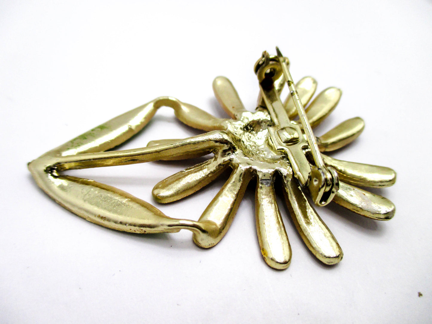 Vintage Enamel Flower Pin For Sale