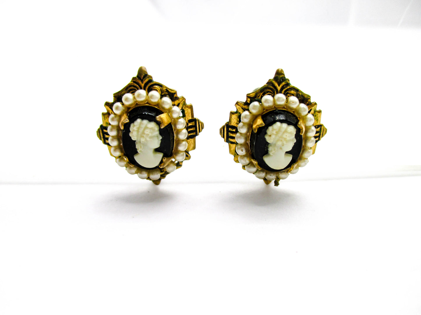 Vintage Screw-back Earrings - Pearl Trimmed Costume Jewelry Cameos