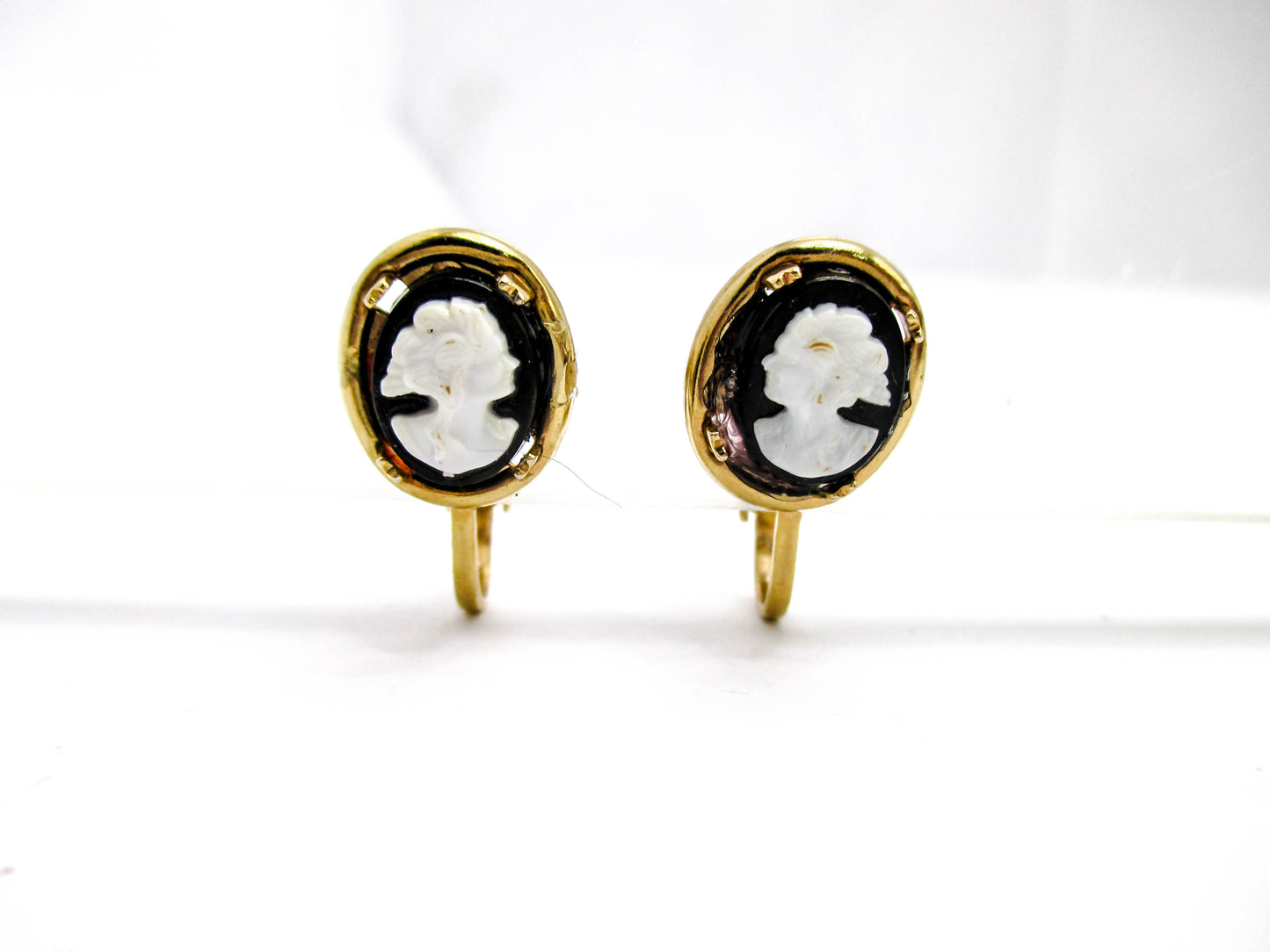 Vintage White on Black Cameo Clip-on Earrings