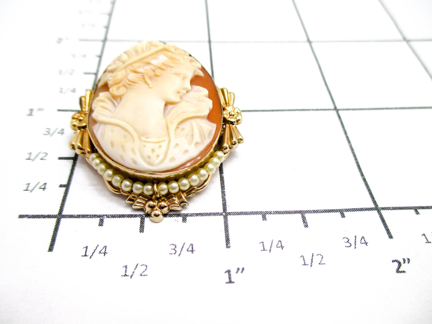 Gorgeous Cameo Brooch Pendant By Van Dell Jewelry Co.
