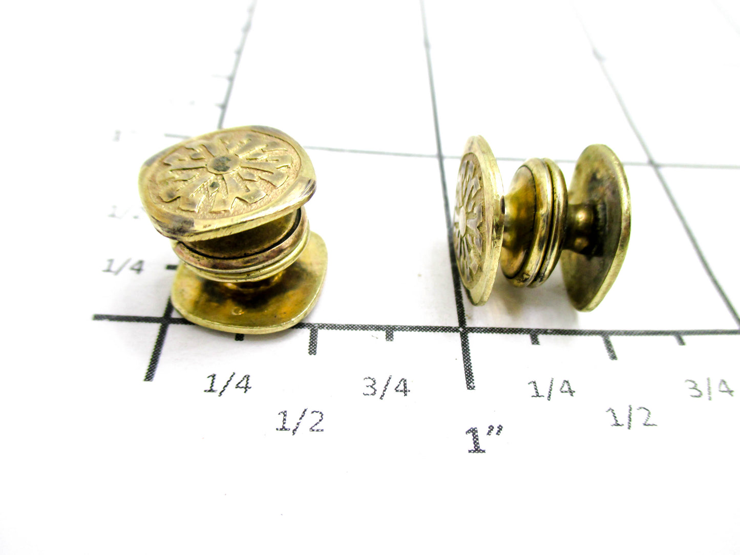 1920s Gold Tone Snap Cufflinks