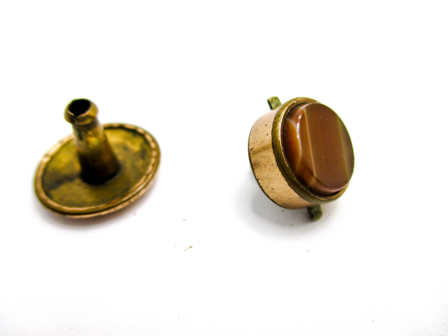 Victorian Bachelor Button - Agate Gemstone Centerpiece
