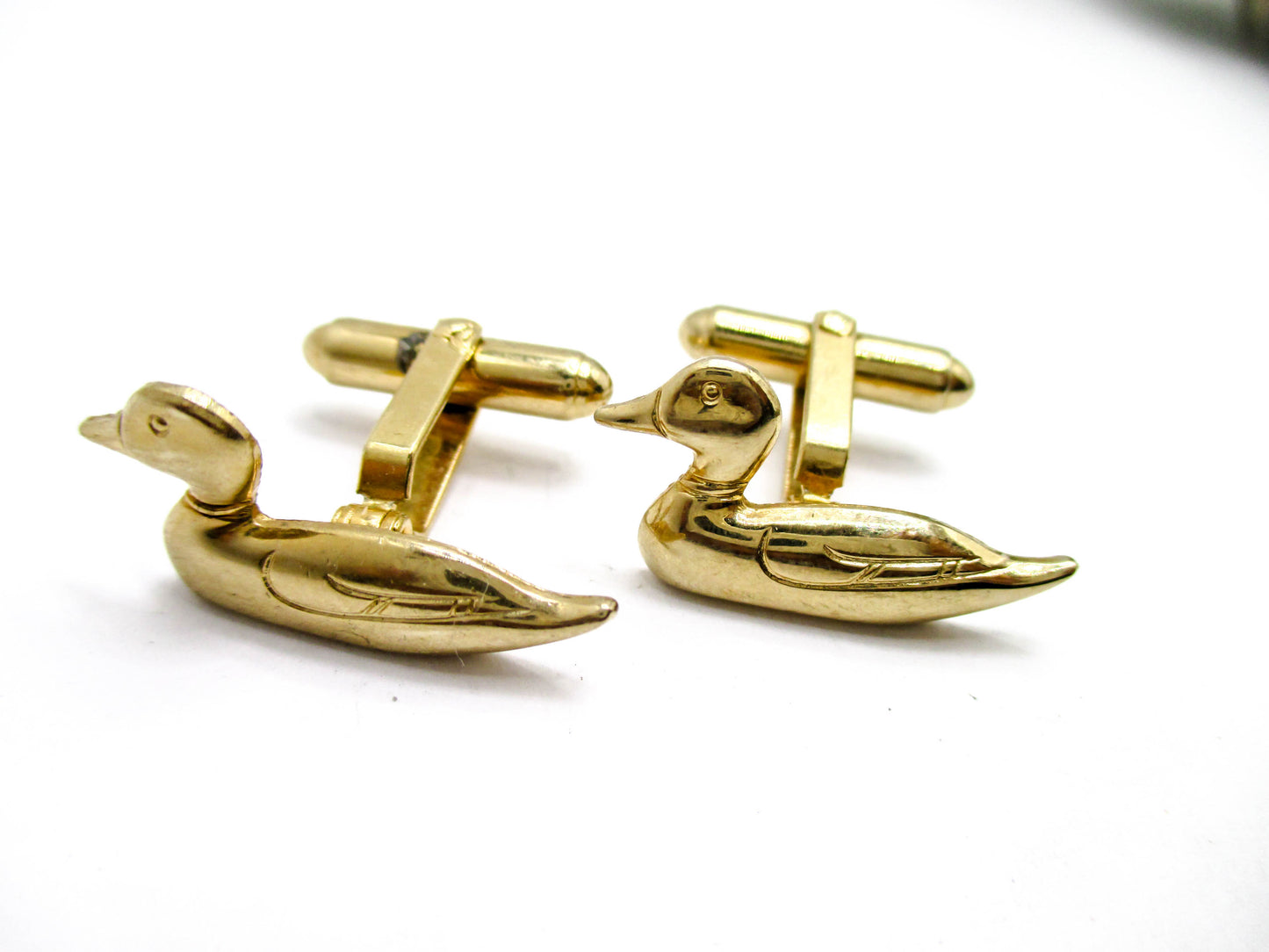 Vintage Swivel Duck Cufflinks - Mid 20th Century Jewelry for Hunters