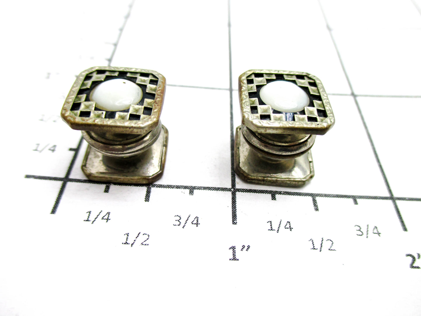 1920s Checkerboard Snap Cufflinks Signed B&W - Kum-A-Part