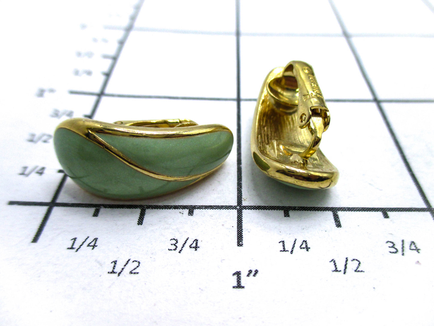 1980s Trifari Ear Clips - Clip-on Earrings by Late Century Trifari