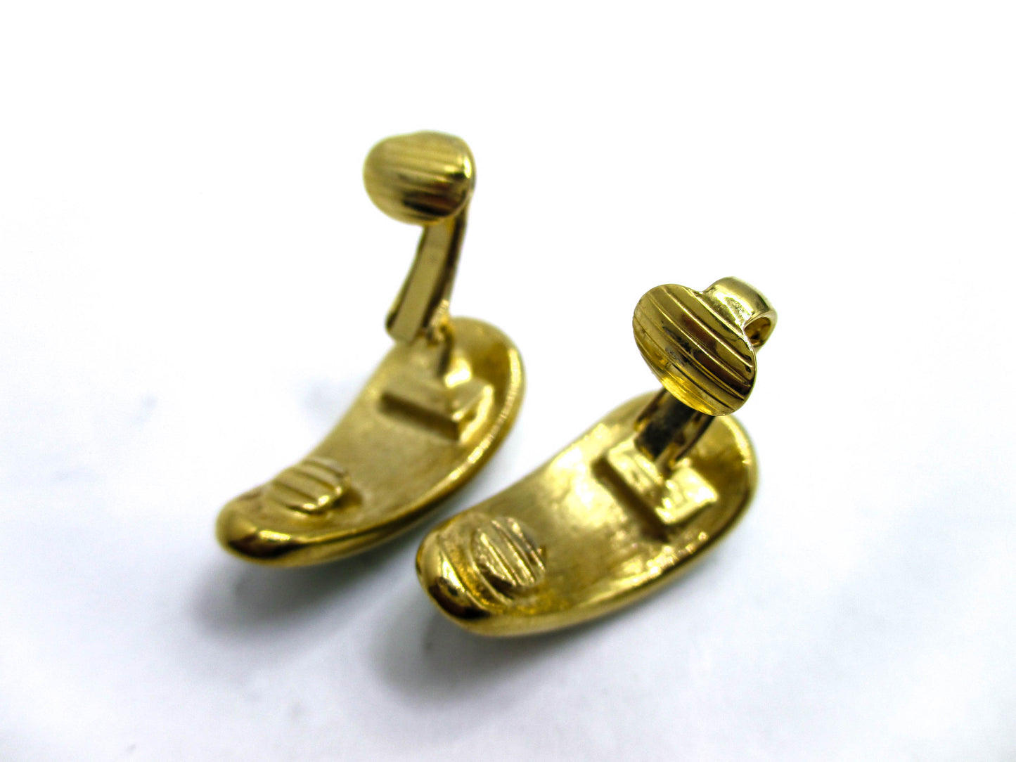 1980s Trifari Ear Clips - Clip-on Earrings by Late Century Trifari