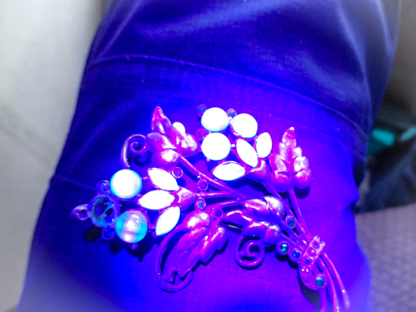 Moonglow Lucite Floral Brooch