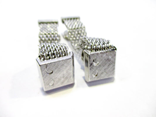 Silver Mesh Cufflinks - Subtle Wraparound Snapper Set