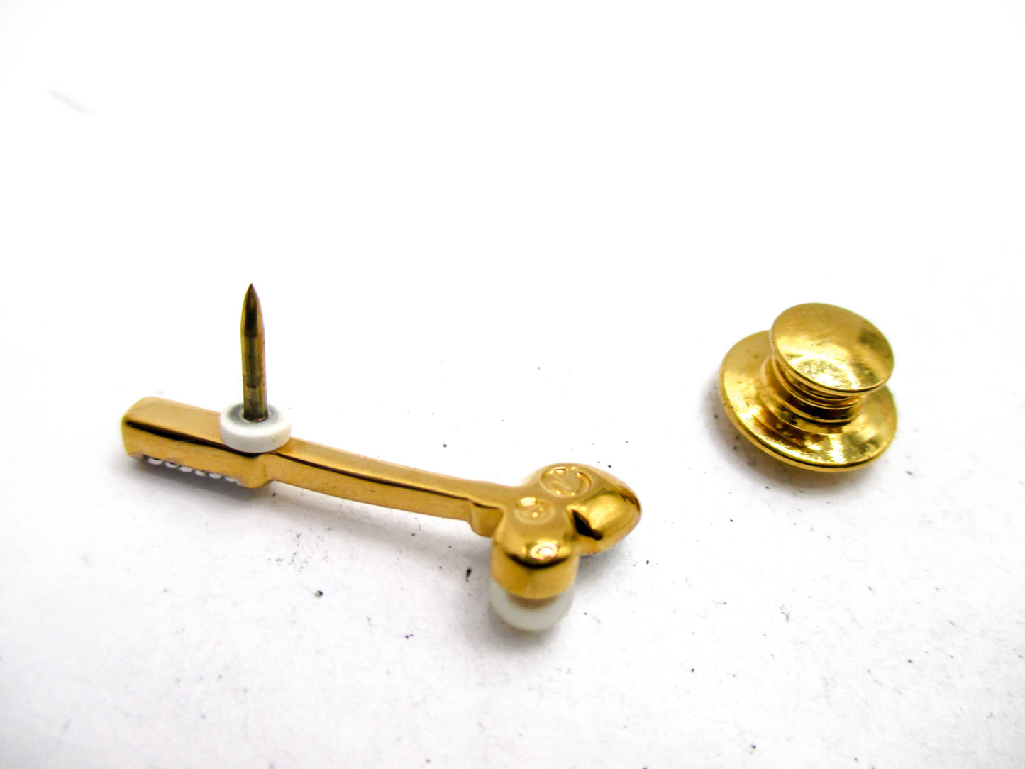 Swarovski Golf Club Lapel Pin