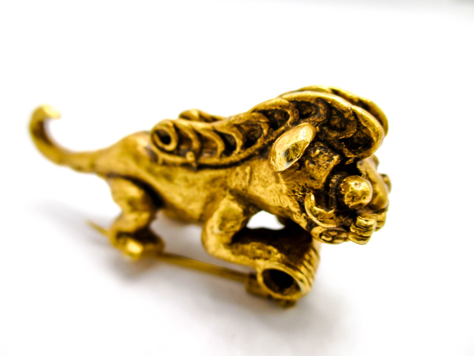 Vintage Foo Dog Fur Clip