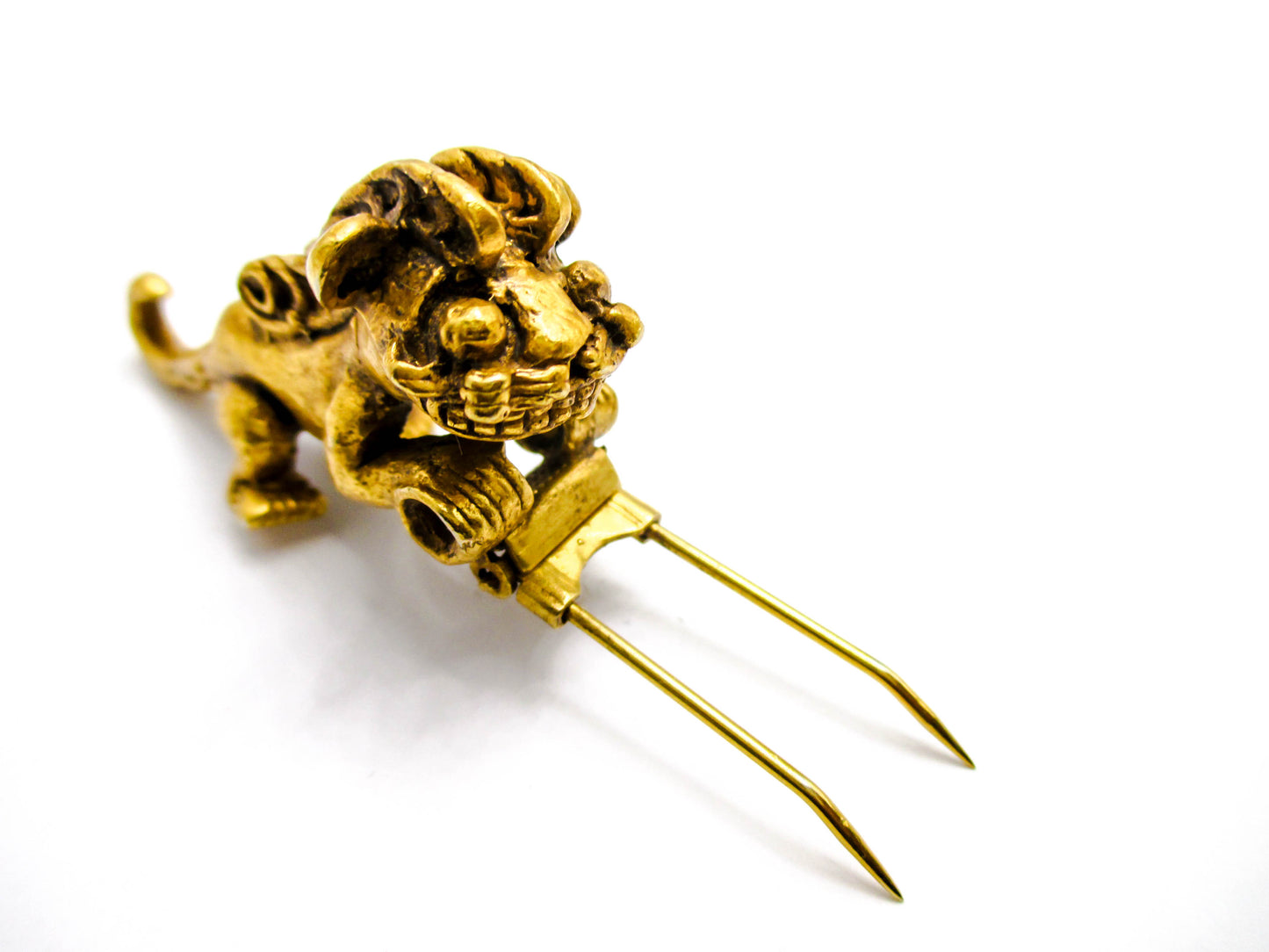 Vintage Foo Dog Fur Clip