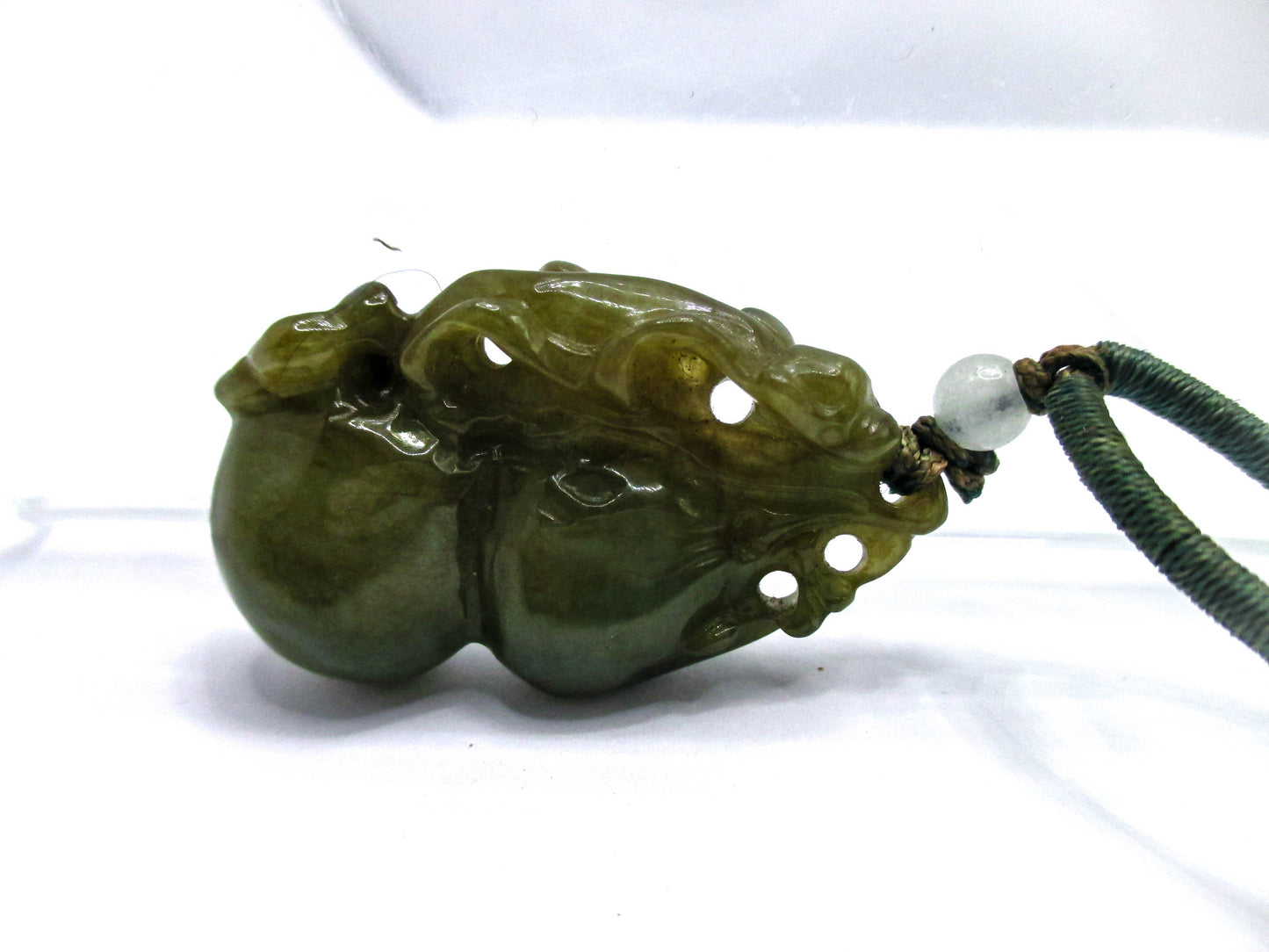 Green Jade Carved Gourd Pendant Necklace