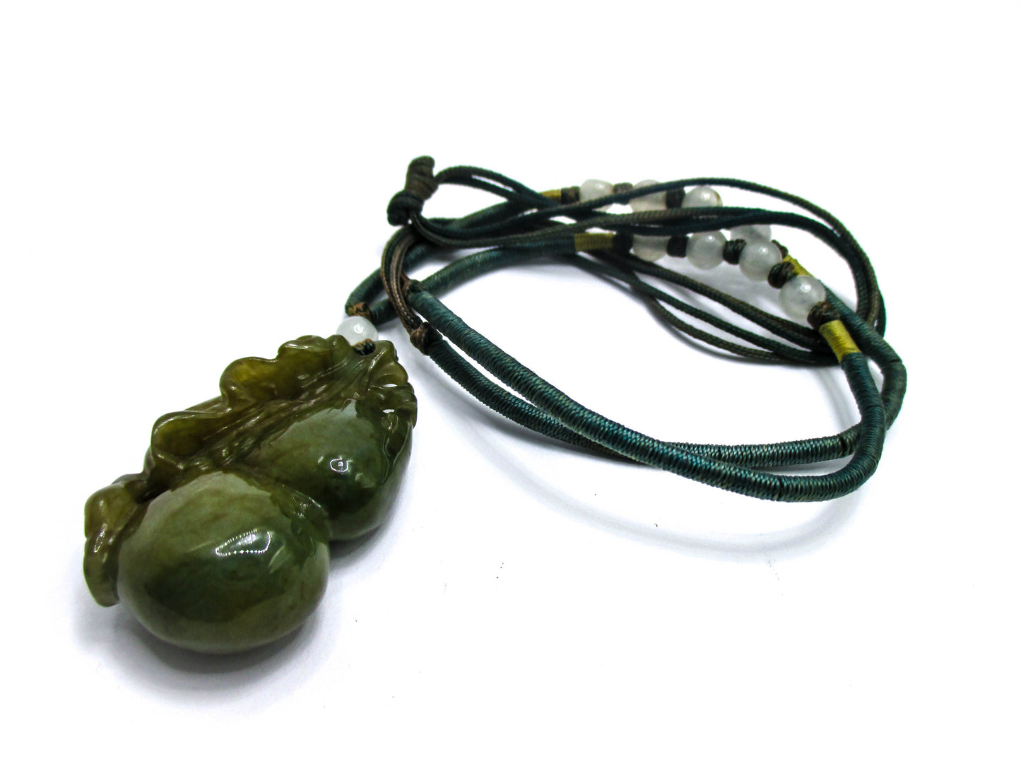 Green Jade Carved Gourd Pendant Necklace
